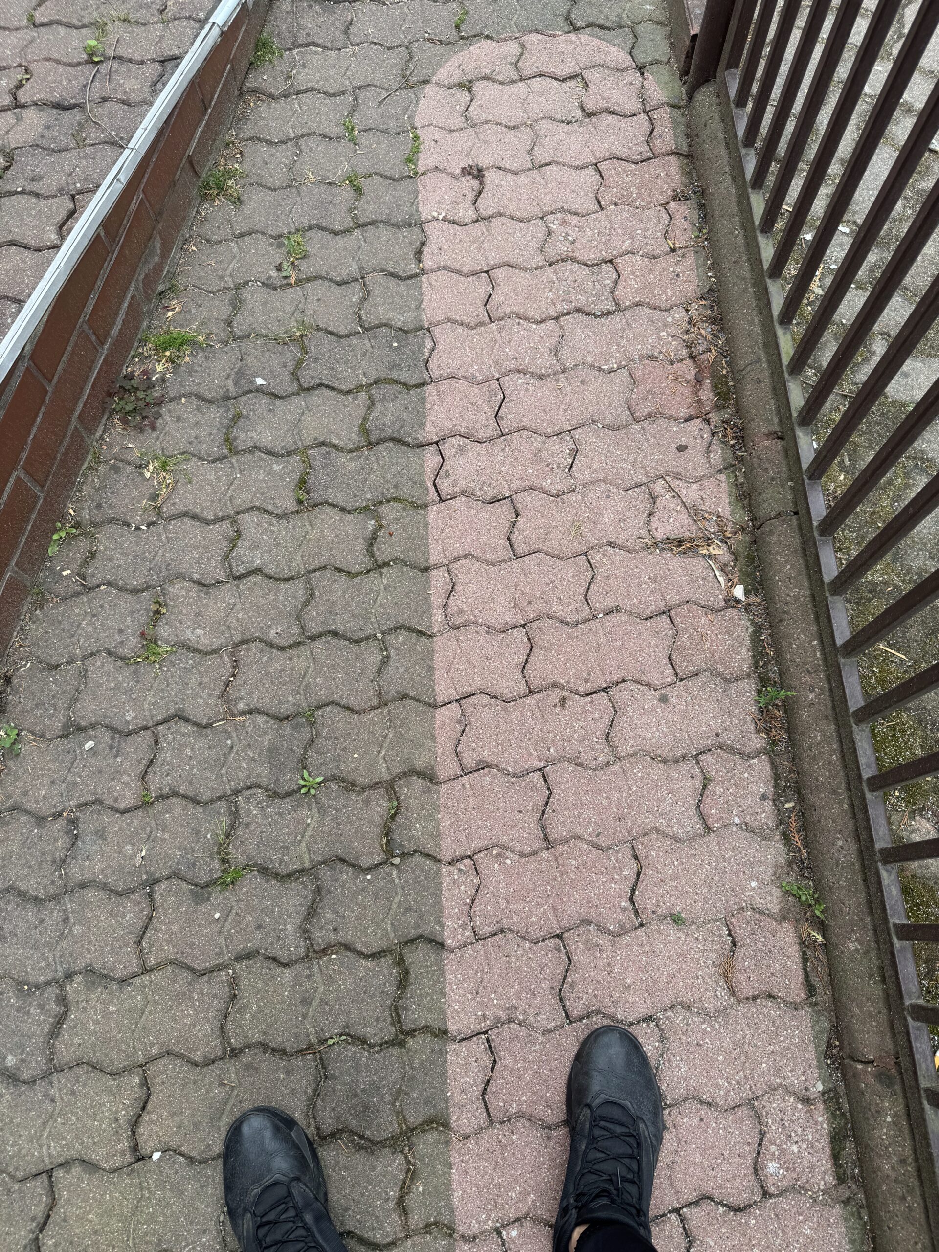 Mycie kotki brukowej Warszawa widok przed i po